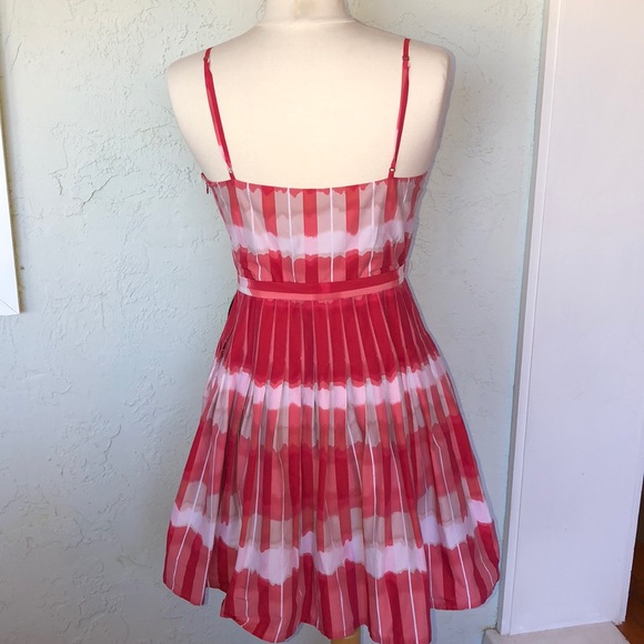 BCBGMaxAzria Summer Dress - Picture 2 of 5